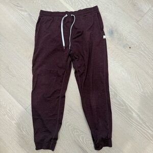 Vuori Performance Jogger, Size L, Maroon